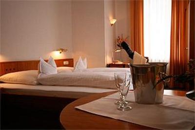 фото отеля Hotel-Pension Erika