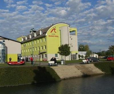 фото отеля Divoká Voda Hotel Bratislava