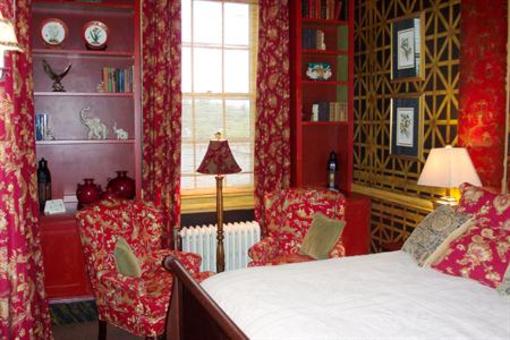 фото отеля The Firehouse Inn Rutherfordton