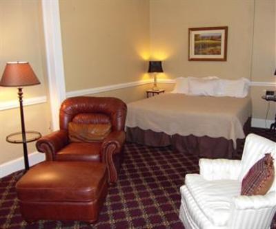 фото отеля The Firehouse Inn Rutherfordton