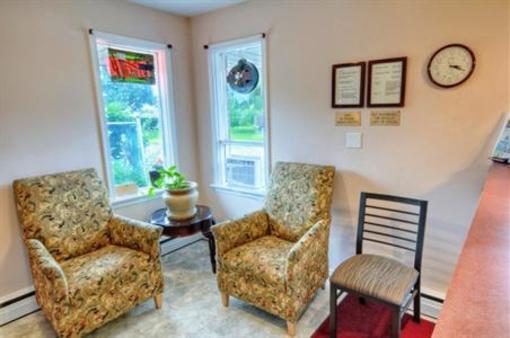 фото отеля Canadas Best Value Inn Port Colborne