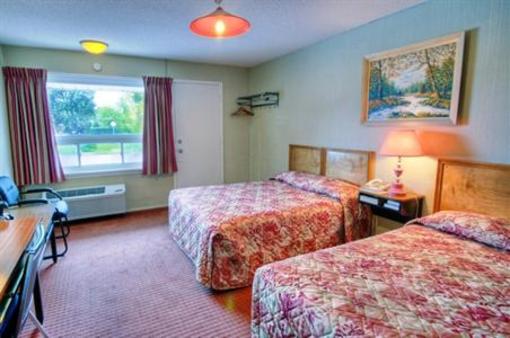 фото отеля Canadas Best Value Inn Port Colborne