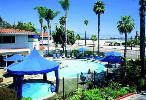фото отеля West Beach Inn