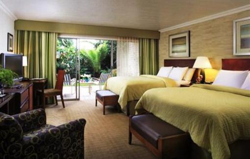 фото отеля West Beach Inn
