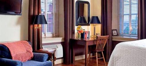 фото отеля Historic Smithton Inn