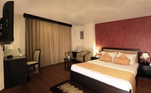 фото отеля Clarks Inn Kaushambi