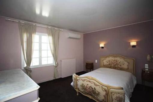 фото отеля Hotel du Cheval Blanc Saint-Remy-de-Provence