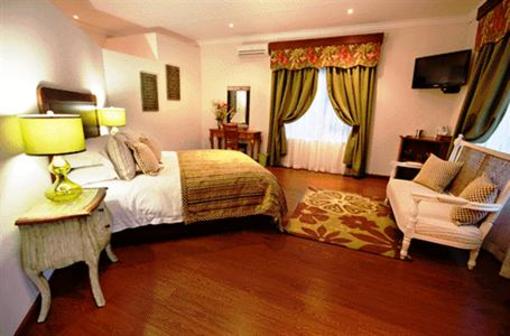 фото отеля Lavender Hill Country Estate And Wedding Venue