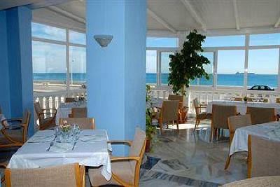 фото отеля Hotel Mediterraneo La Linea de la Concepcion