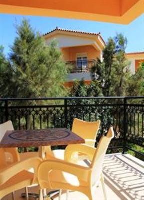 фото отеля Monachus Monachus Apartments Sfakia