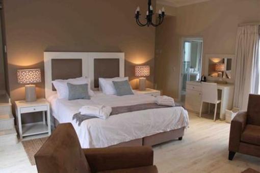 фото отеля The Robberg Beach Lodge