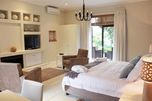 фото отеля The Robberg Beach Lodge