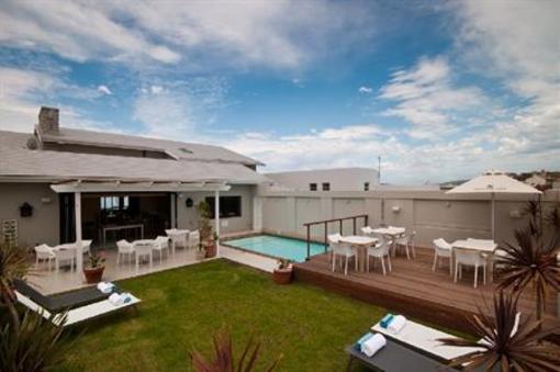 фото отеля The Robberg Beach Lodge