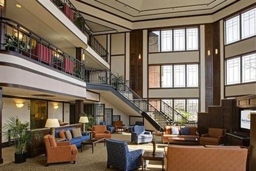 фото отеля Inn At Saint Mary's South Bend