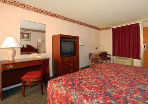 фото отеля Econo Lodge Cortland