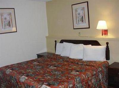 фото отеля Rocky Mountain Inn