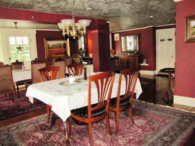фото отеля Eastman Inn