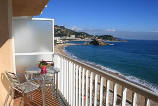 фото отеля El Sorrall Apartment Blanes