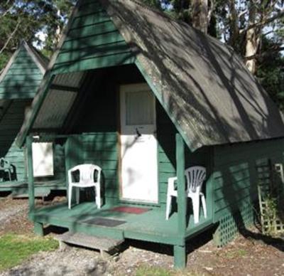 фото отеля Strahan Backpackers YHA