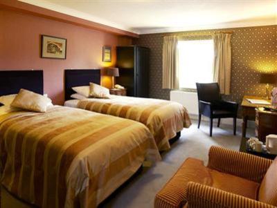 фото отеля Charlton Kings Hotel