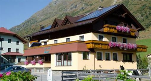 фото отеля Hotel Garni Versail Galtur