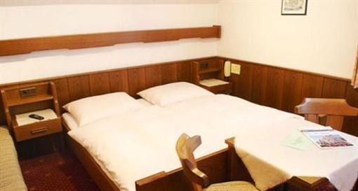 фото отеля Hotel Garni Versail Galtur