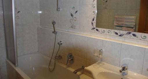 фото отеля Hotel Garni Versail Galtur