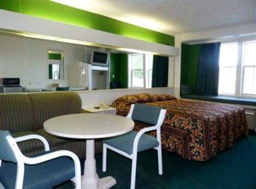фото отеля Holiday Lodge Greensboro