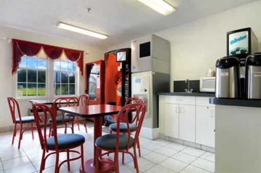 фото отеля Holiday Lodge Greensboro
