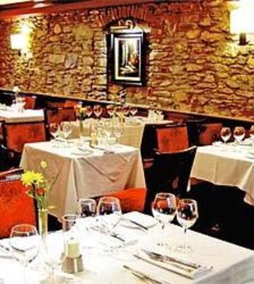 фото отеля Foley's Townhouse and Restaurant