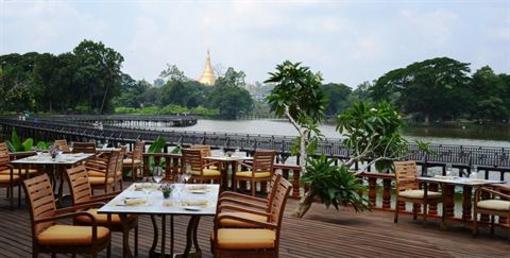фото отеля The Kandawgyi Palace Hotel