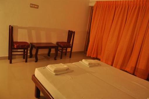 фото отеля Jeevan Ayurvedic Beach Resort Kovalam
