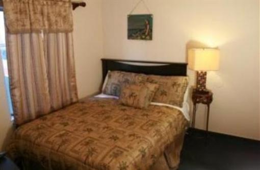 фото отеля Ocean Breeze Inn
