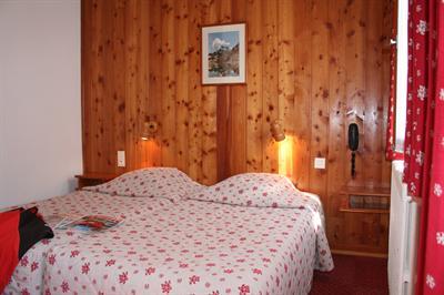 фото отеля Hotel Le Chamois Molines-en-Queyras