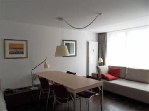 фото отеля EMA House Serviced Apartment Florastr. 30