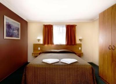 фото отеля Riviera on Ruthven Motel