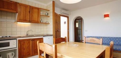фото отеля Holiday Center Apartments Calvia