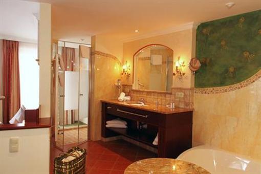 фото отеля Hotel Bergknappenhof