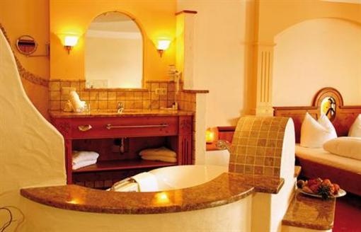 фото отеля Hotel Bergknappenhof