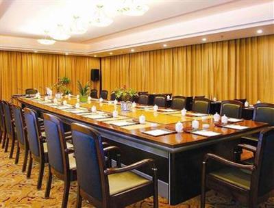 фото отеля Taitan International Hotel