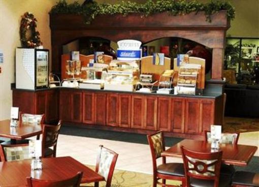 фото отеля Holiday Inn Express Corinth