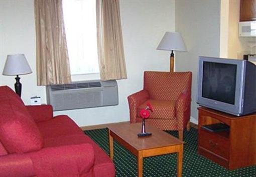 фото отеля TownePlace Suites St. Louis St. Charles