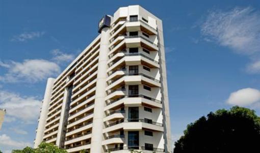 фото отеля Bluepoint Suites Bonaparte