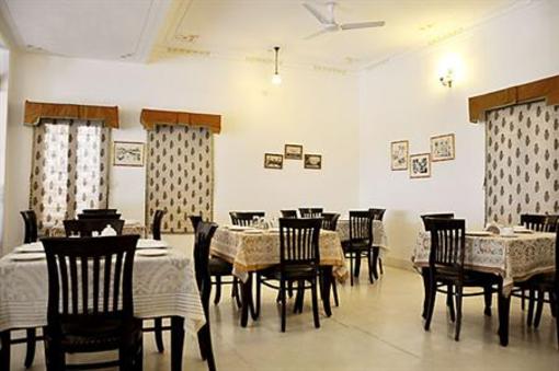 фото отеля Hotel Amar Kothi