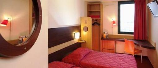 фото отеля Premiere Classe Gennevilliers Barbanniers Hotel