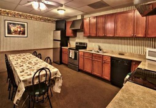 фото отеля Boulder Twin Lakes Inn