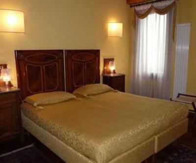 фото отеля Piazza Nova Guest House