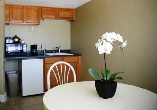 фото отеля Senate Luxury Suites