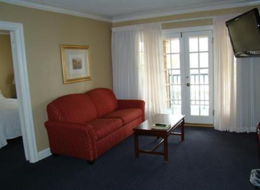 фото отеля Senate Luxury Suites
