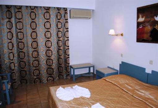 фото отеля Delfina Beach Resort Georgioupoli